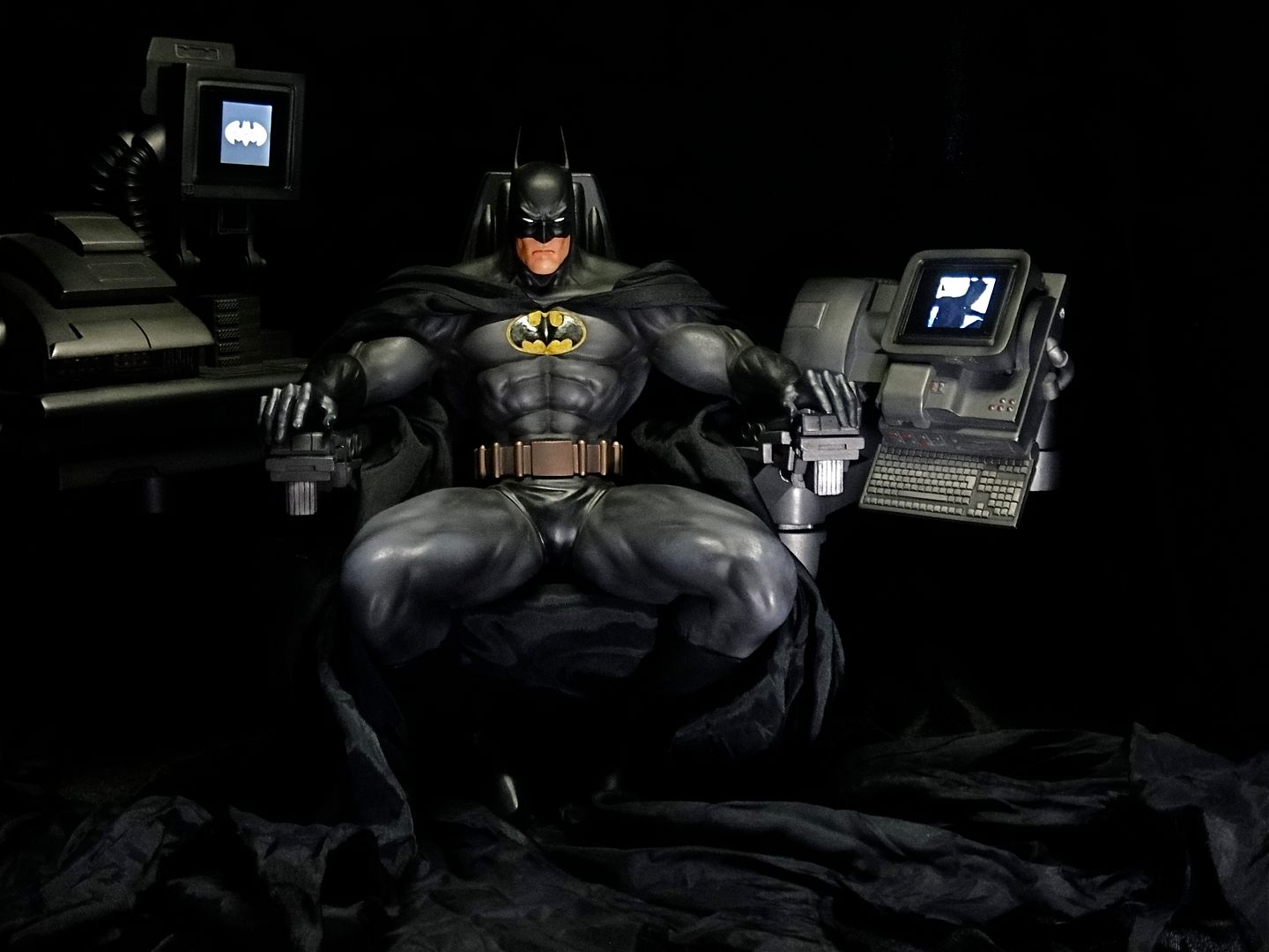 batman on throne statue